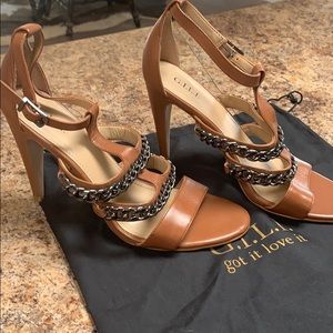 Brand new G.I.L.I. Open toe pumps